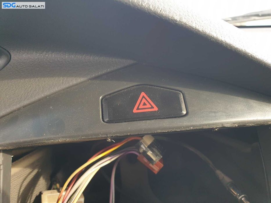 Buton Releu Avarii Avarie Kia Carens 1999 - 2006