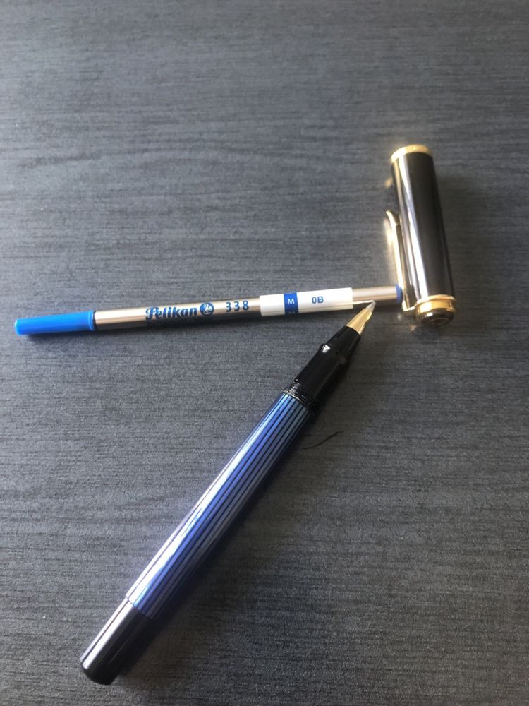 Pelikan Roller R600, creion Pelikan D600