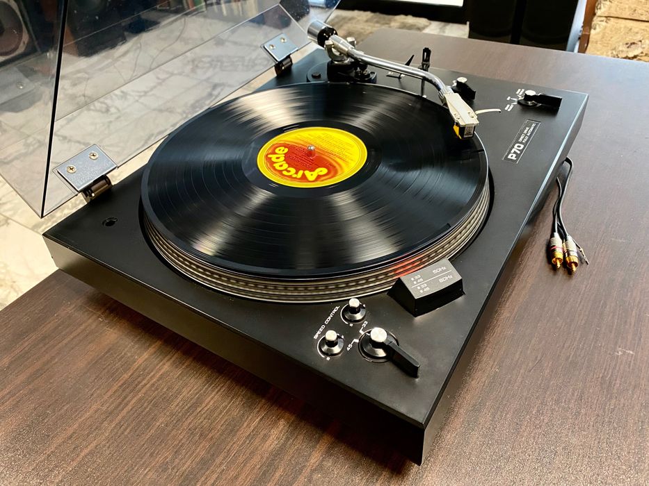 Грамофон Micro Nikko Transonic