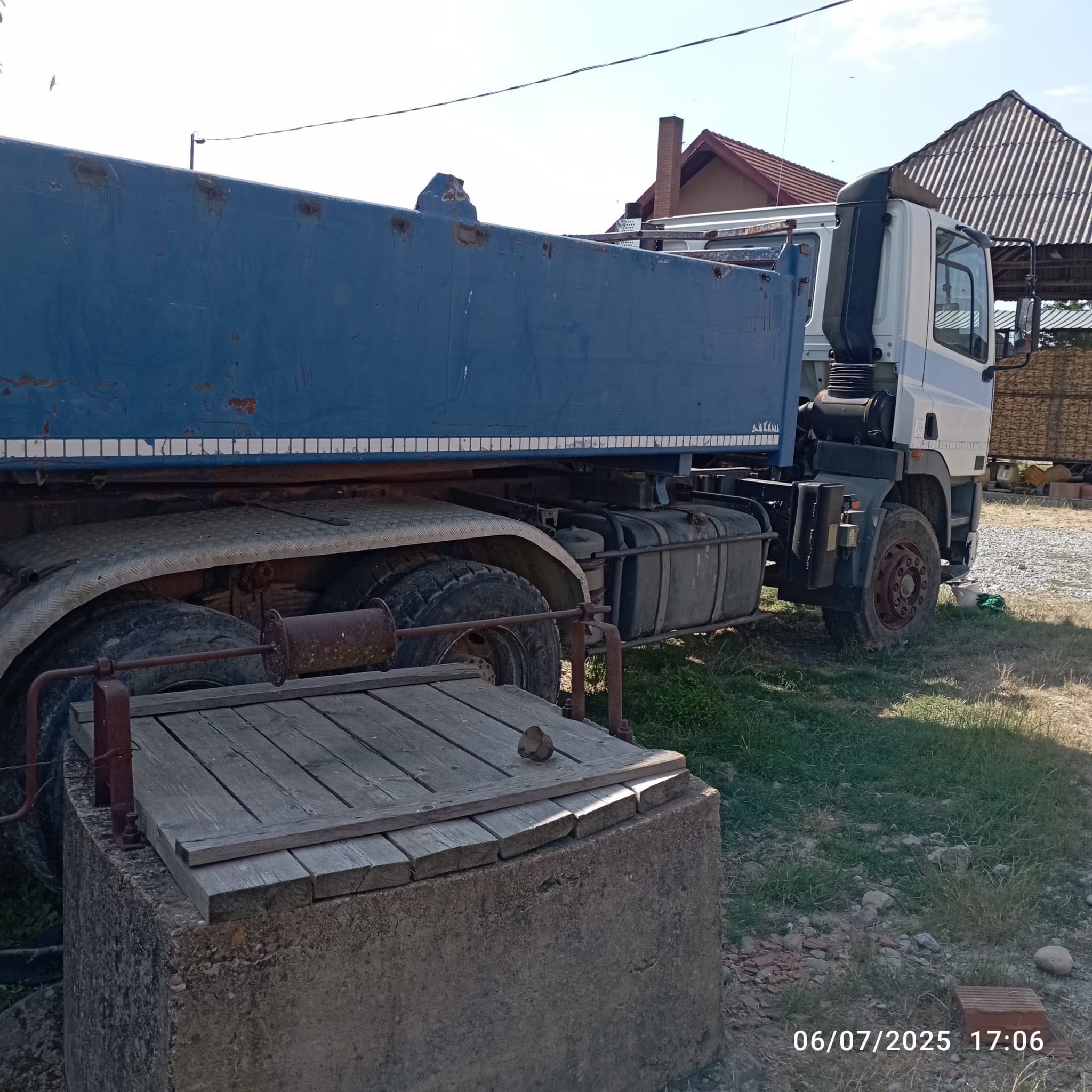 Vând DAF /CF  340 an 2003  6x4 Basculabil