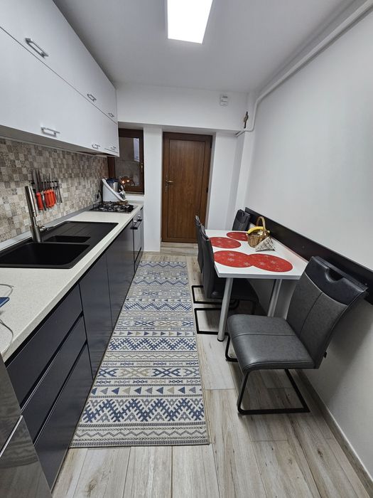 Aparatamnet de vânzare !