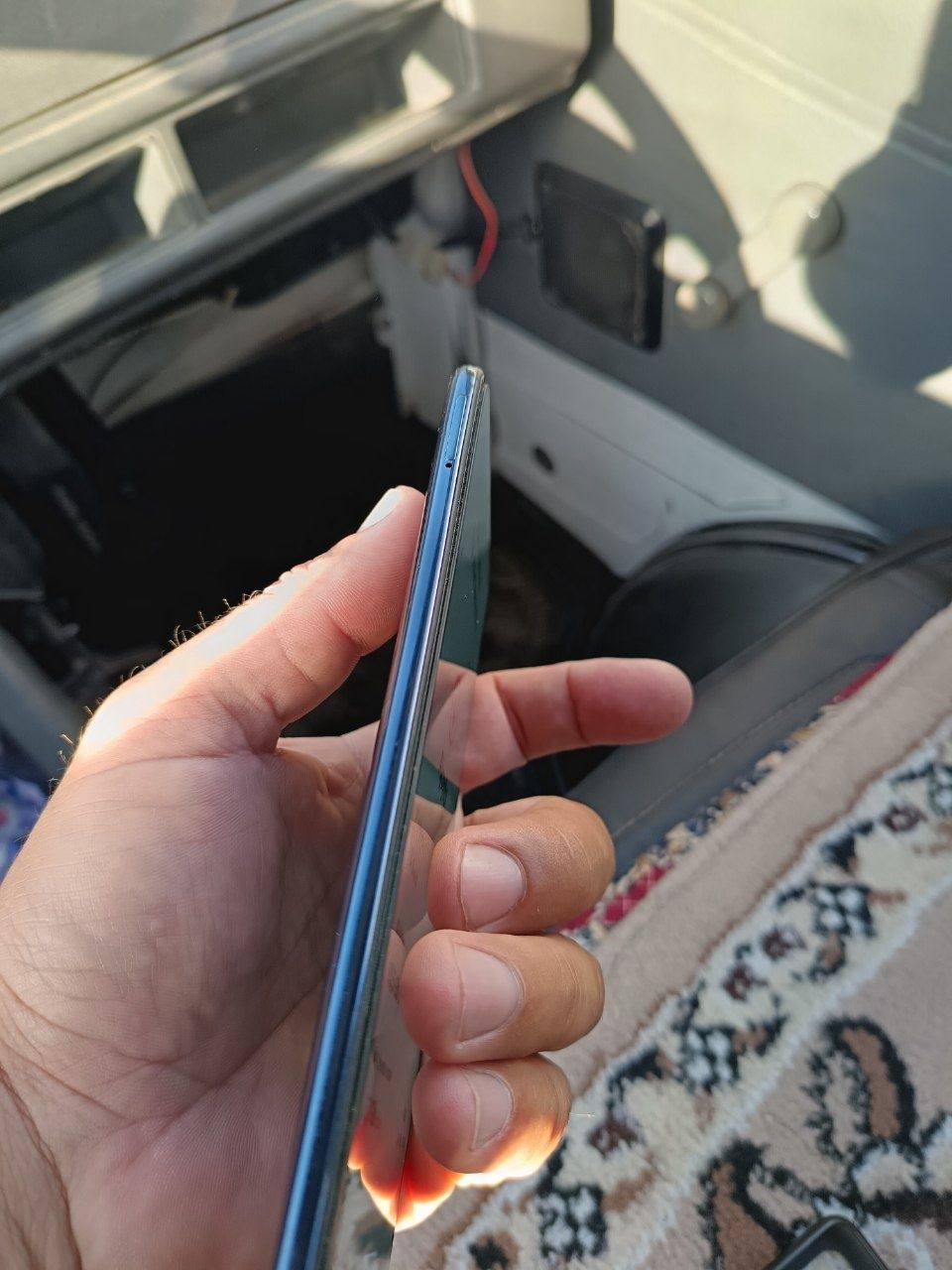 Samsung a71 xotirasi 8 GA 128gb