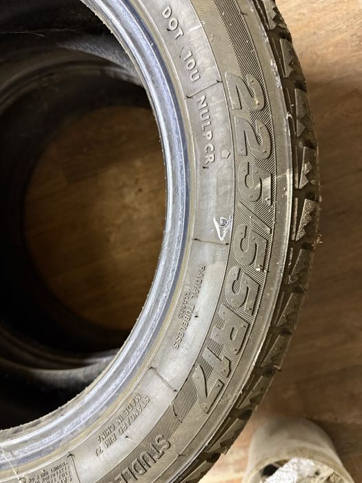 Зимный шины 225/55/17