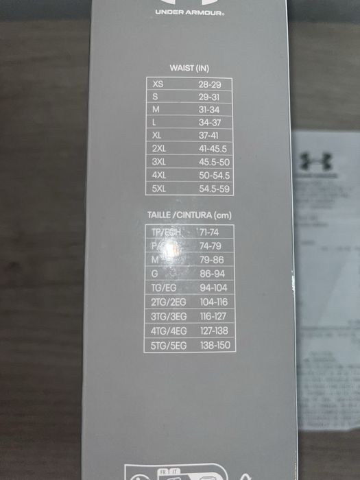 Vând set boxeri noi Under Armour bărbați mărimea M