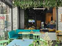 Cedare afacere bistro-restaurant