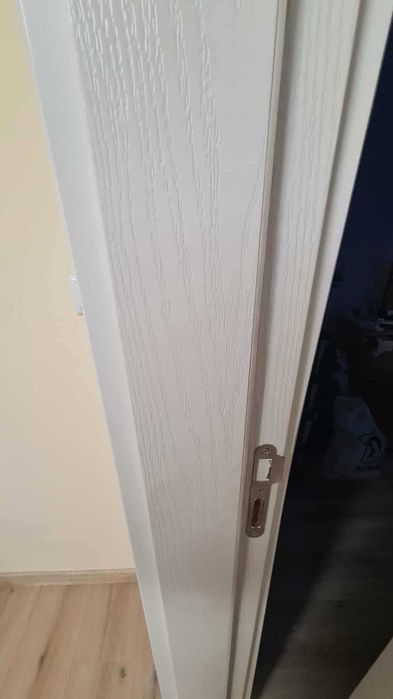 Интериорна врата