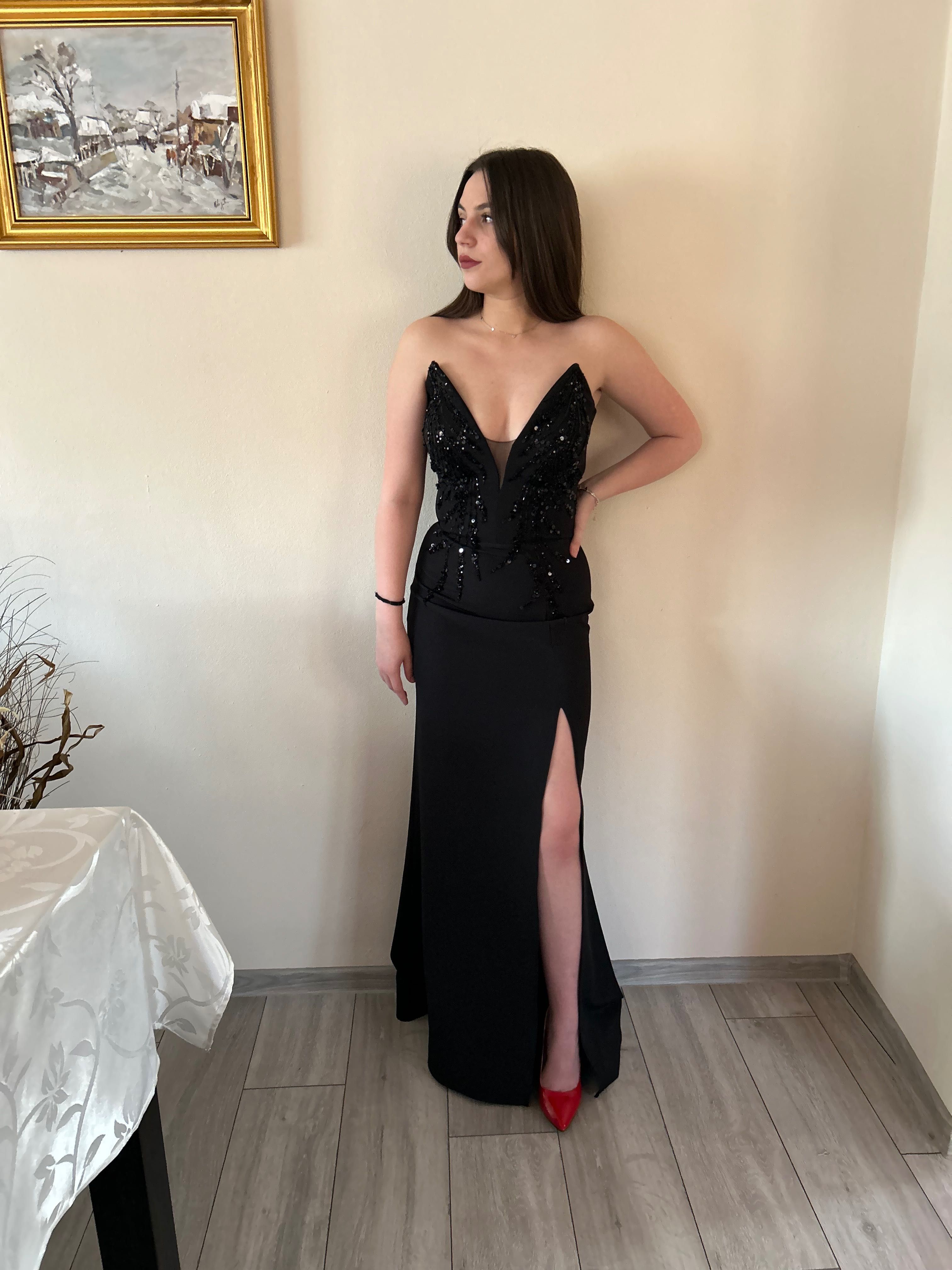 Rochie elegantă, neagră