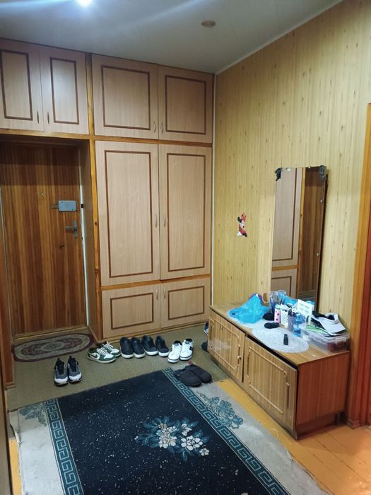 Продам 3х комнатную квартиру с удвоенным залом . Ахмад Югнакий