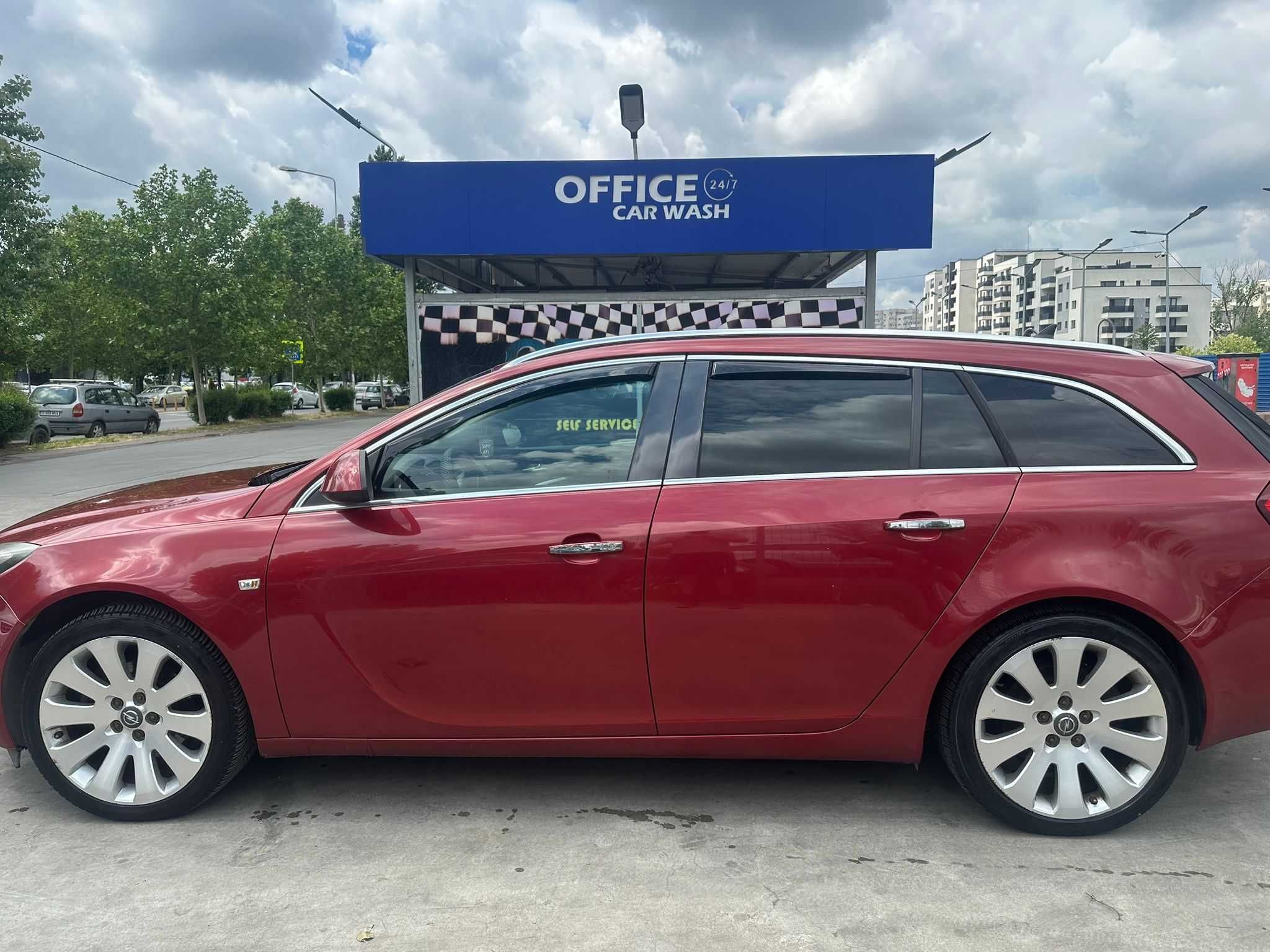 Opel INSIGNIA Sports