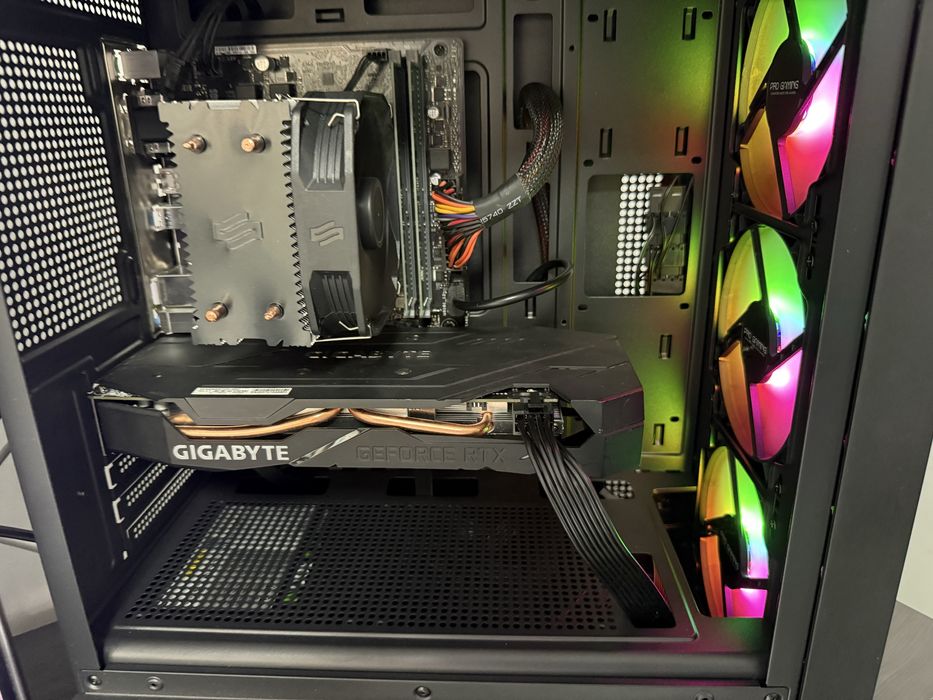 Vand schimb PC Gaming i5 9600K 16Gb Ram RTX 2060 Super 8Gb SSD 500Gb