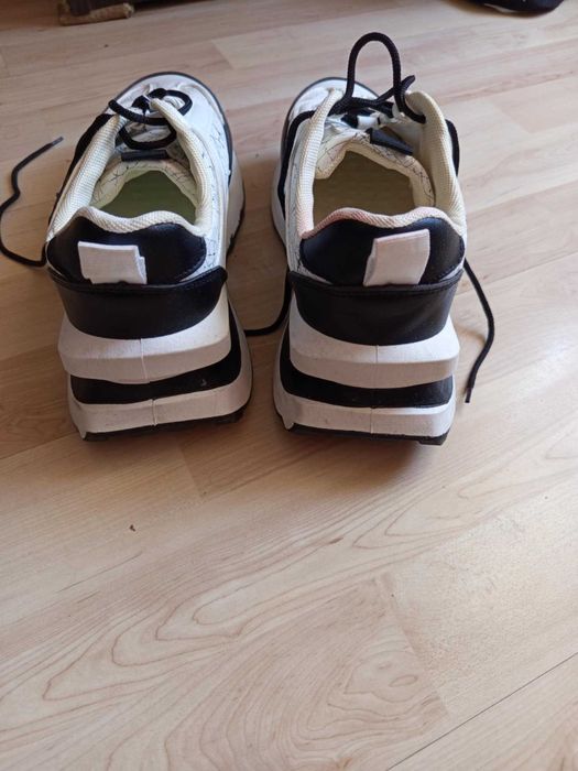 Adidasi Nr.40 Bucuresti UniSex!