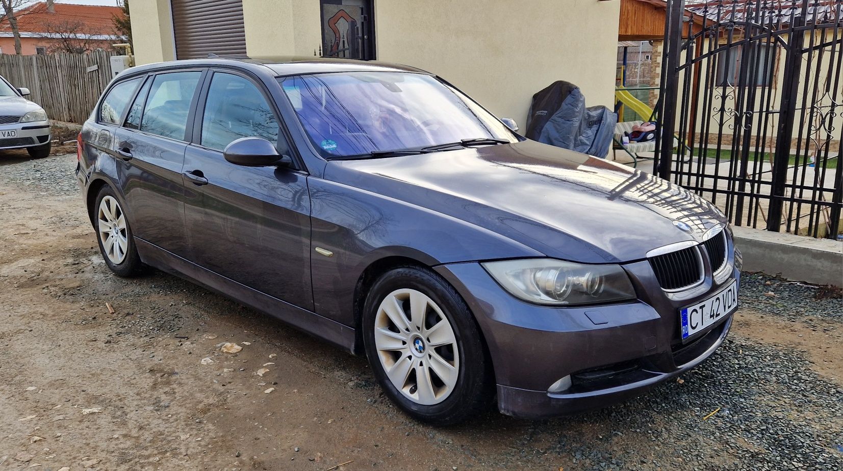 BMW Seria 3 E91 320D