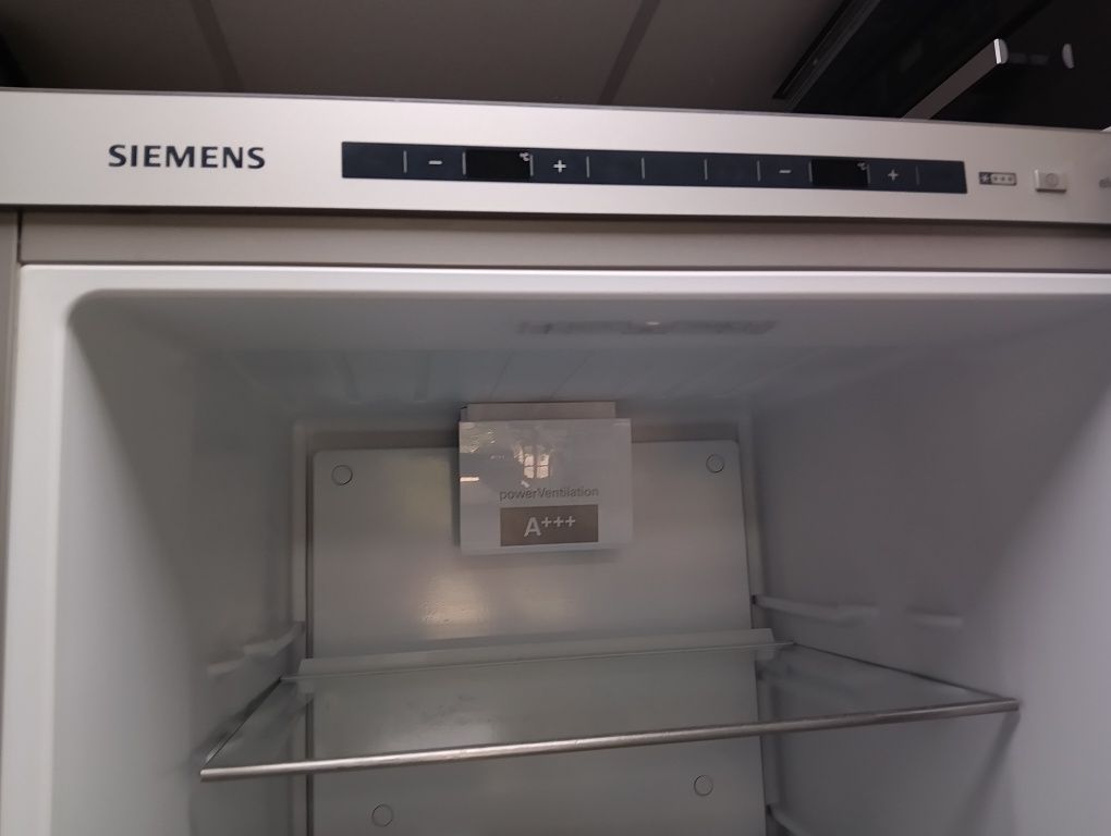 Иноксов комбиниран хладилник с фризер Сименс Siemens 2 години гаранция