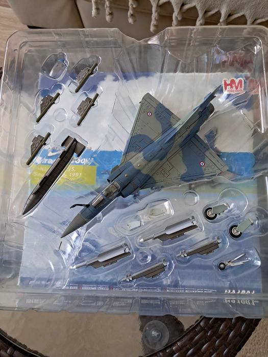 Machete avioane diecast 1/72 preturile in descriere