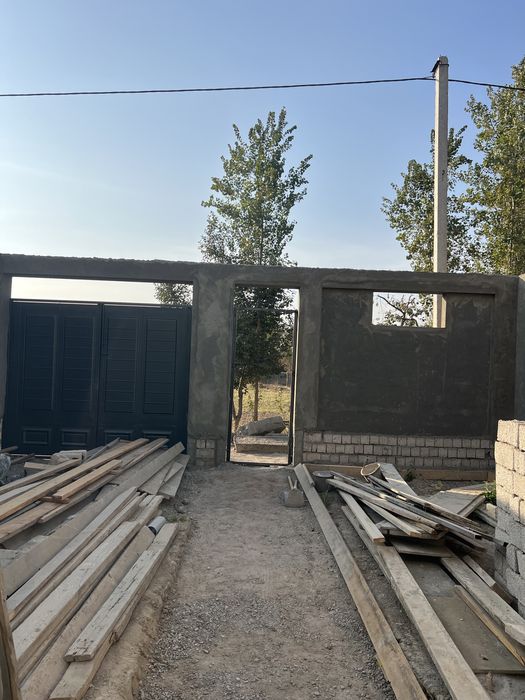 Продаётся 2 х этажный коттедж рядом с новым Ташкентом.