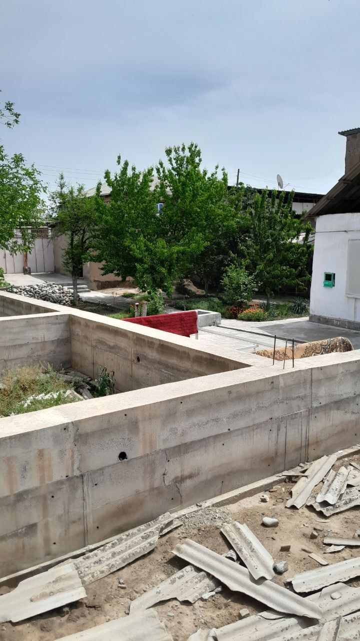 Уй сотилади 7.1 соток