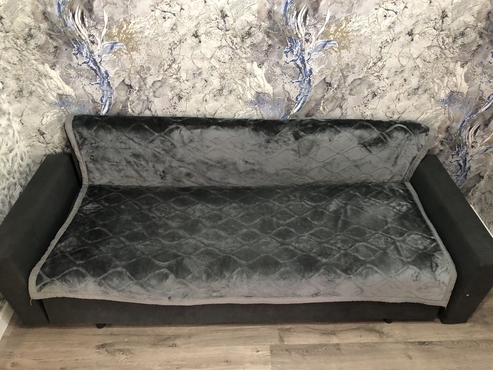 Отдам диван даром