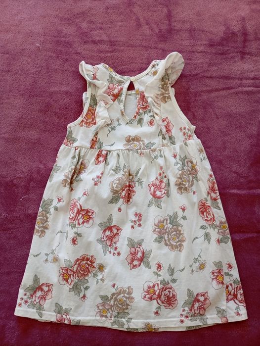 Lot de 4 rochițe elegante 86-92 cm