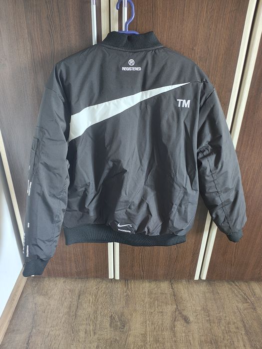 Geacă Nike Windbreaker cu Logo TM și Swoosh 1972 mărime M
