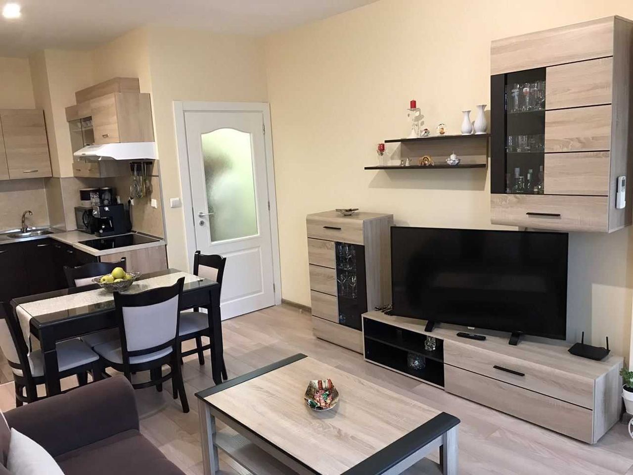 Продава се Двустаен апартамент в Пловдив, Христо Смирненски - 60 кв.м за 2334 €/кв.м - Снимка #1