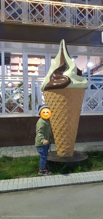 Статуэтка Мороженое. Музқаймоқ хайкали.