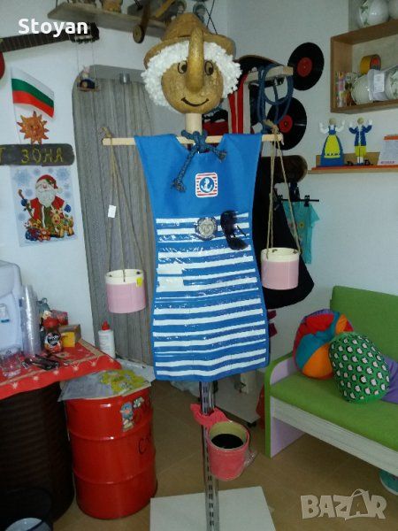 Противогаз- лампа ,ретро стойка , закачалка с чадърник и декорация