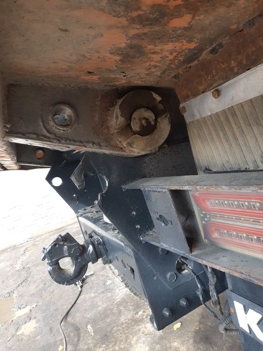 Самасвал кузуф сотилади