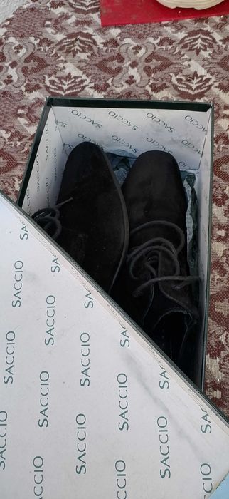 pantofi barbati  piele  intoarsa  negri nr  44 100 lei