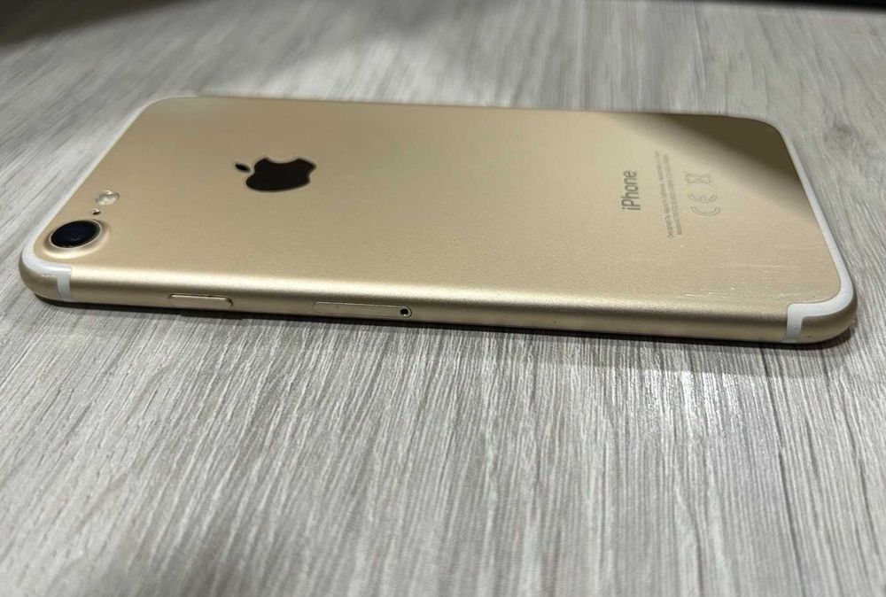 iPhone 7 128GB / 79 %