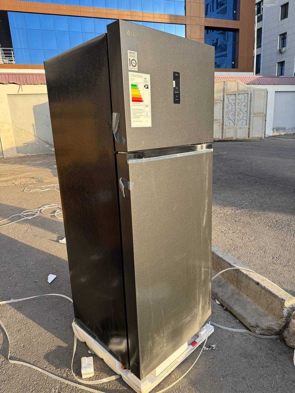 Холодильник LG GN-B452SKBK 461 л Smart Inverter DoorCooling+ Wi-Fi
