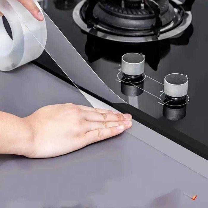 Banda de etansare transparenta autoadeziva rezistenta la apa 5m x 50mm