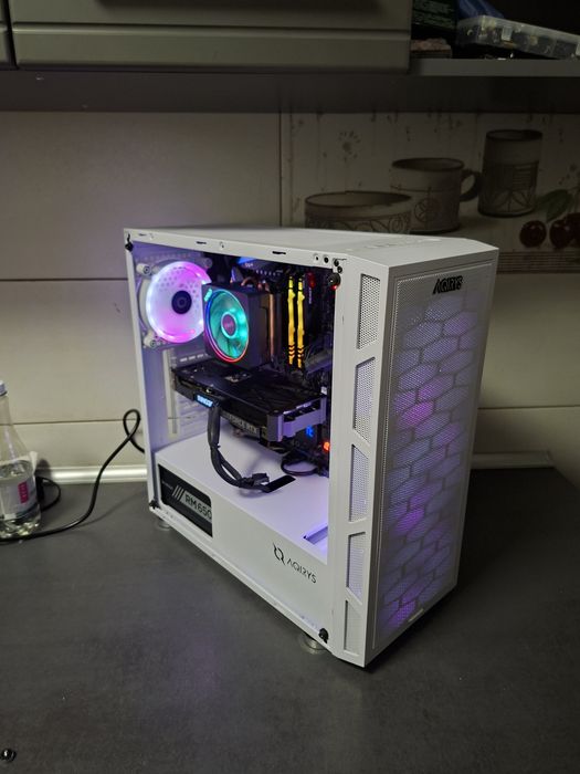 PC Ryzen 7 5700G cu RTX 3070