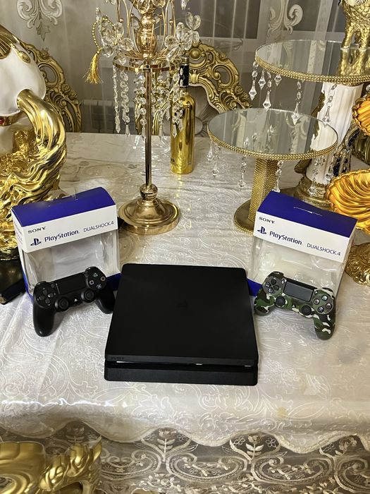 Playstation 4 slim, 2 джойстика 28 игр