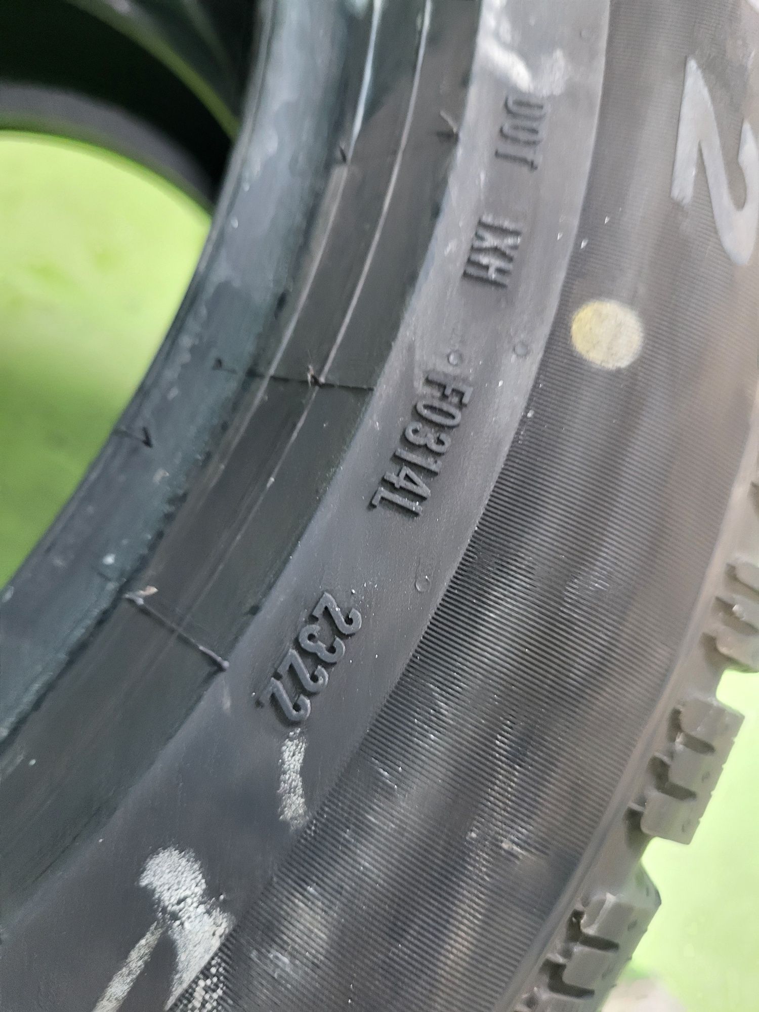 2 бр зимни 205/60/16 Pirelli