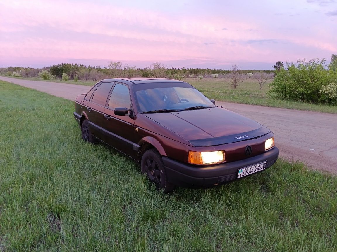 Продам Volkswagen Passat B3.