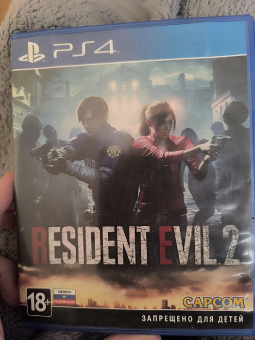 Продам Resident evil 2 диск на PS4