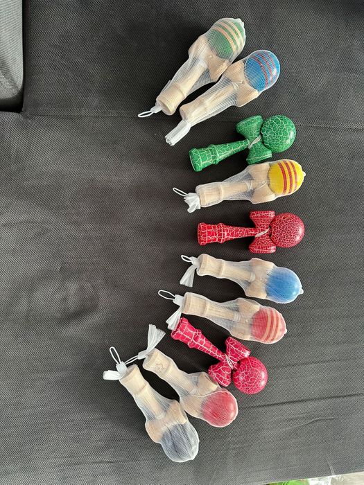 Vand colectia mea de kendama