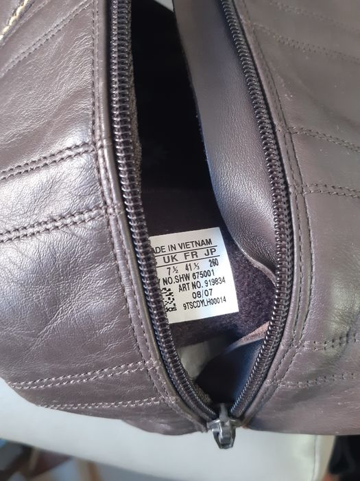 Адидас и други маркови ботуши