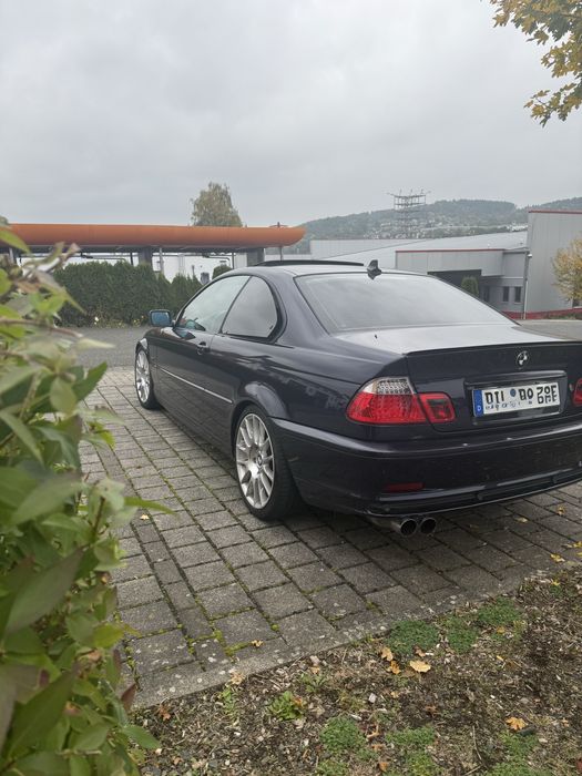 BMW 325i Coupe E46