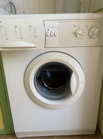 Автоматична пералня Indesit WG633TX