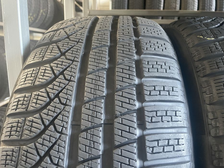 Anvelope 235/40/19 Pirelli set 2 buc