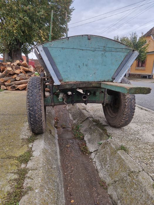 Căruță de vanzare