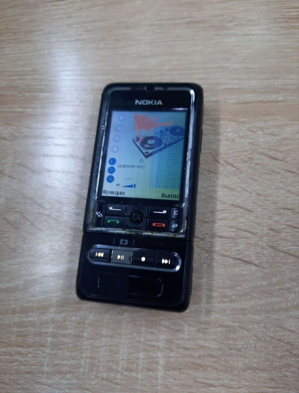 Продаётся Nokia 3250