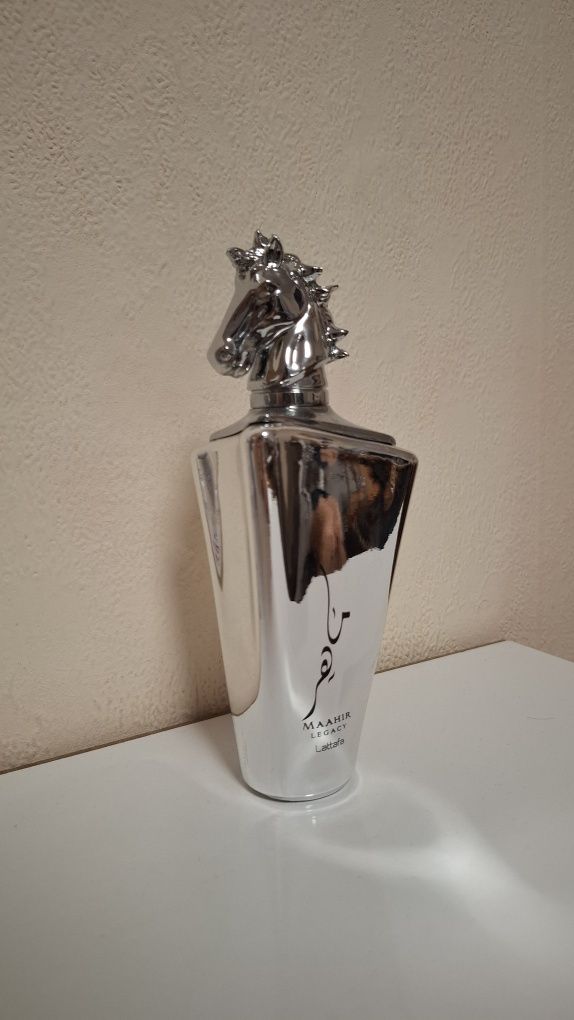 Оригинален Lattafa Maahir Legacy 100ml