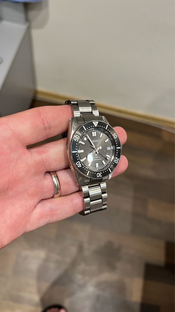 Ceas Seiko Bezel Nou