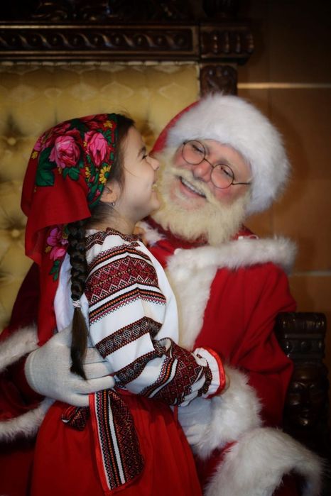 Mos Craciun de inchiriat actor - barba naturala - experienta