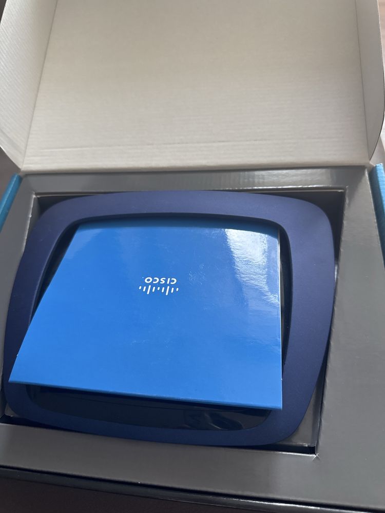 LINKSYS E3000 Роутер WiFi