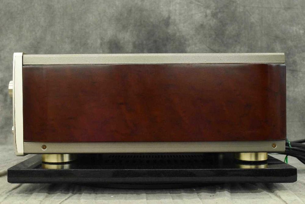 SANSUI AU-a707-NRA Amplificator Integrat High End (1998)