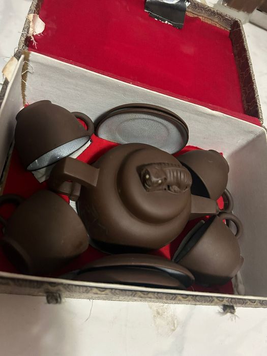 Vând set antic nou!