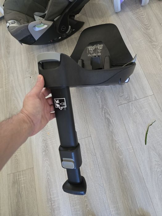CYBEX Cloud T Platinum + Bază ISOFIX 360° – stare buna!